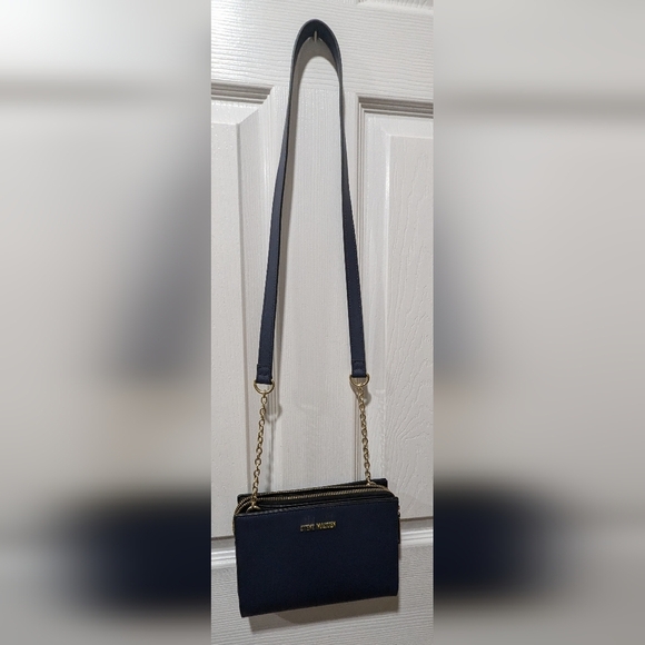 Steve Madden Bgreer On A String Crossbody - Picture 1 of 15